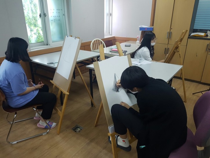 f064df5e1834c31ac7a8bffdcdf18fa8_1570972