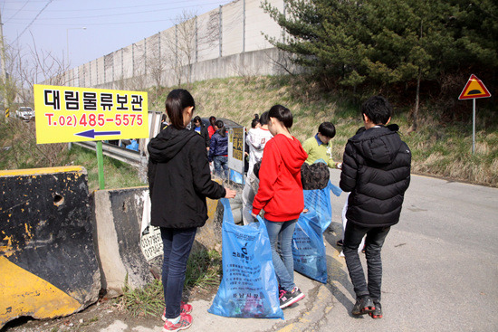 12cac55ce41083a4bbdf0b25e420858a5695e575