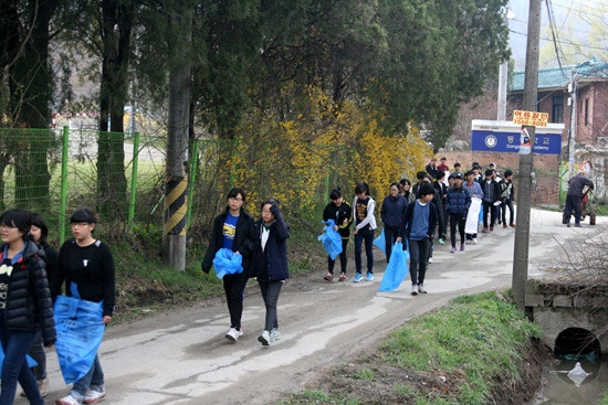 15513b6802fb7cf30a16a6f4f1acefdc5695e561