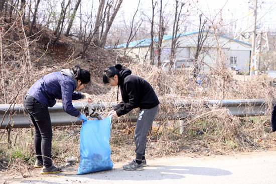 556fe58e17094812a7bb6b49b489994a5695e57e