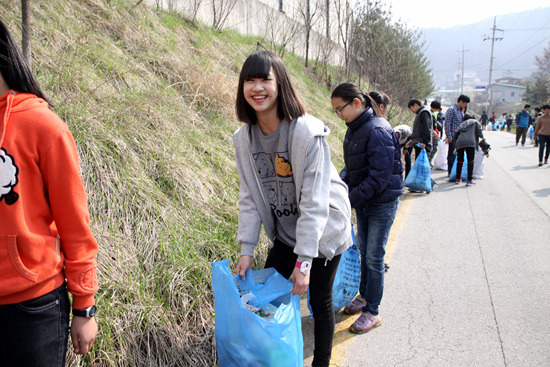 81fd2fd242ccf0148db4c985c5ec9f605695e575