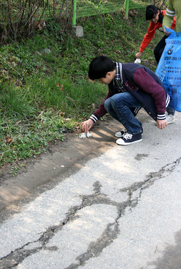 b63347e3d335de7b7839fd2d728ec9e15695e561