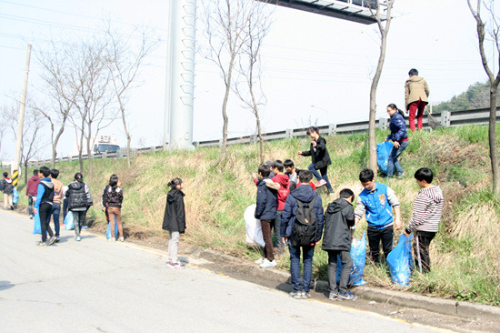 f145aeaaf57a689247495ac78f21f9c25695e569